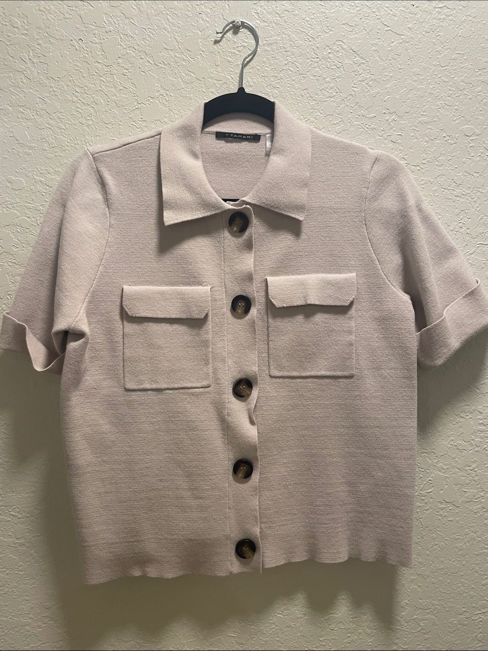 Stylish Short-Sleeve Button Front Top in Light Pink